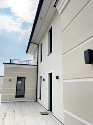 Gesimse und Lisenen Villa Schweiz