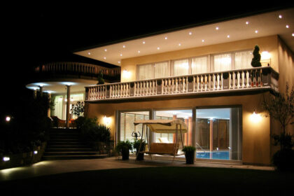 Balustrade und Fassadenelemente Villa Vierwaldstättersee